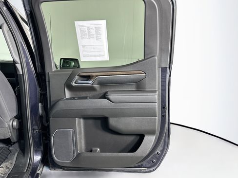 Used 2023 Chevrolet Silverado 1500 LT image 29