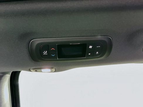 New 2026 Chrysler Pacifica Limited w/ S Appearance Package image 33