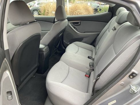 Used 2013 Hyundai Elantra GLS w/ Preferred Pkg image 45