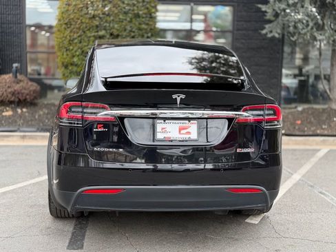 Used 2016 Tesla Model X Performance image 14