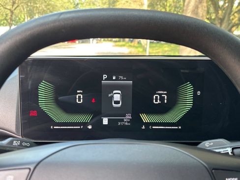 Used 2025 Kia K4 FWD image 39