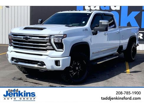 Used 2026 Chevrolet Silverado 3500 High Country w/ Technology Package AWD/4WD image 1