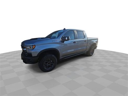 Used 2024 Chevrolet Silverado 1500 ZR2 w/ ZR2 Bison Edition image 4