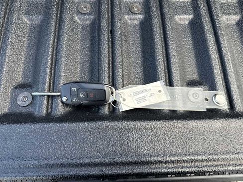 Used 2025 Ford Ranger XLT RWD image 34