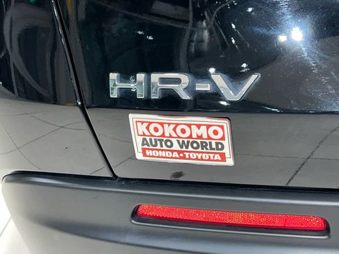 Certified 2024 Honda HR-V LX image 10