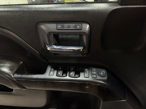 Used 2016 GMC Sierra 2500 Denali w/ Duramax Plus Package AWD/4WD image 20