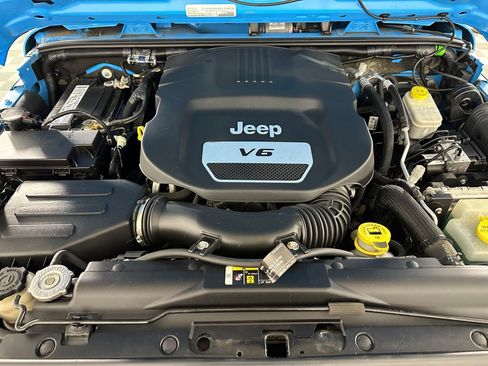 Used 2017 Jeep Wrangler Unlimited Sport AWD/4WD image 28