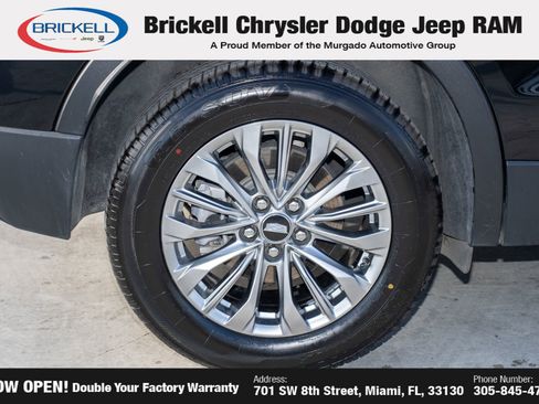 Used 2025 Cadillac XT4 Premium Luxury FWD image 41