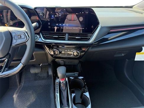 New 2026 Chevrolet Trax RS w/ Driver Confidence Package image 11