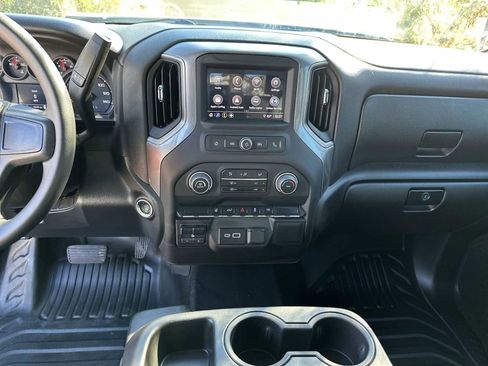 Certified 2025 Chevrolet Silverado 2500 W/T w/ WT Convenience Package image 21