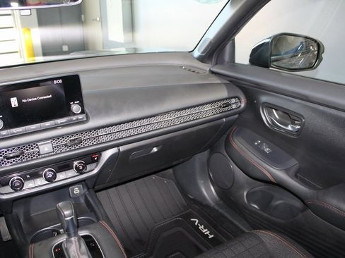 Used 2024 Honda HR-V Sport image 23