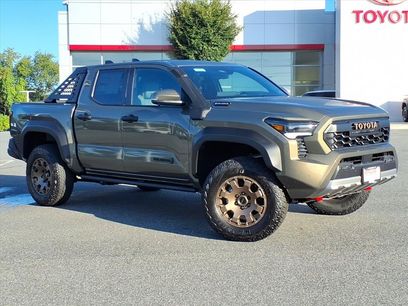 New 2026 Toyota Tacoma 4x4 Double Cab Hybrid w/ Tow Tech Package
