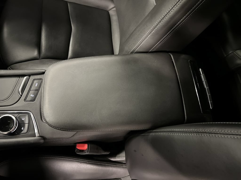 Certified 2023 Cadillac XT5 Premium Luxury w/ LPO, Floor Liner Package AWD/4WD image 26