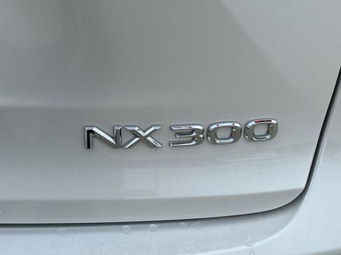 Used 2019 Lexus NX 300 AWD image 8