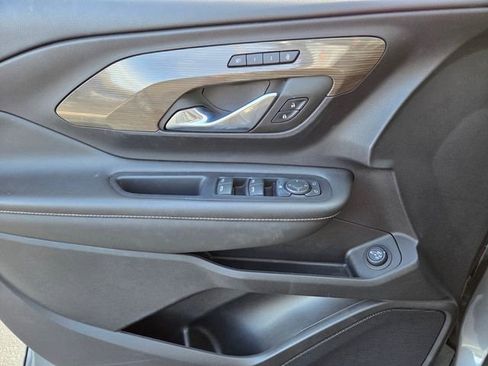 Used 2023 GMC Terrain Denali w/ LPO, Floor Liner Package image 17