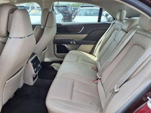 Used 2017 Lincoln Continental Reserve w/ Climate Package AWD/4WD image 24