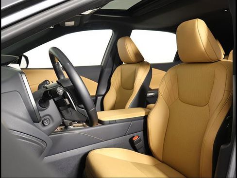 Certified 2025 Lexus RX 350 Premium w/ Accessory Package (Z1) FWD image 7