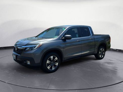 Used 2017 Honda Ridgeline RTL-T image 3