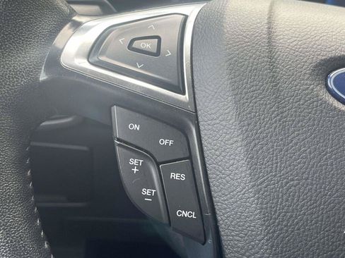 Used 2024 Ford Edge SEL AWD/4WD image 29