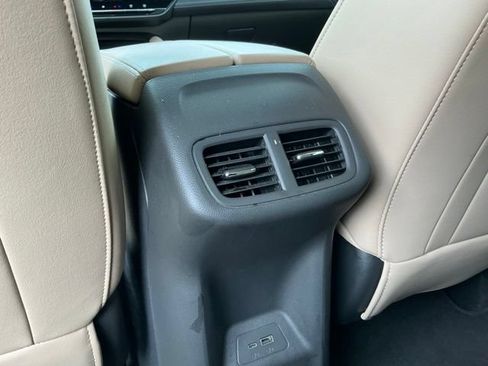 Used 2024 Buick Envision Preferred AWD/4WD image 36