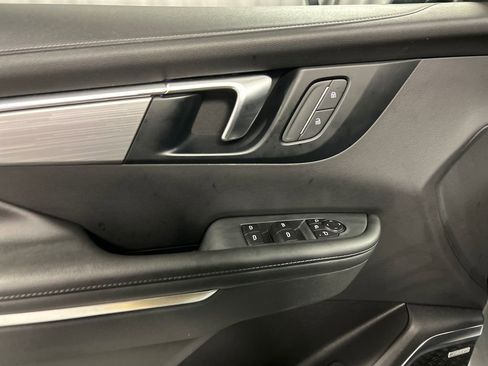 Used 2025 Buick Enclave Preferred image 14