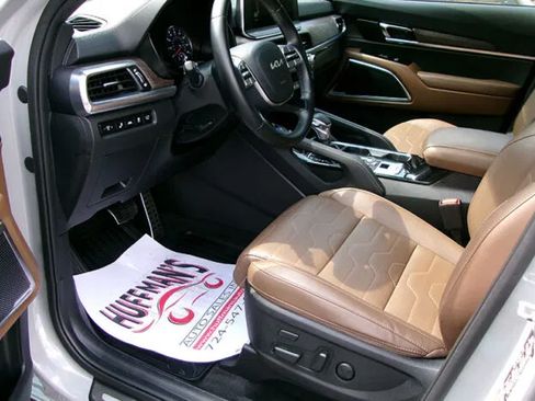 Used 2022 Kia Telluride SX w/ SX Prestige Package AWD/4WD image 19