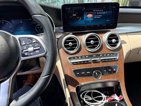 Certified 2021 Mercedes-Benz C 300 Sedan image 4