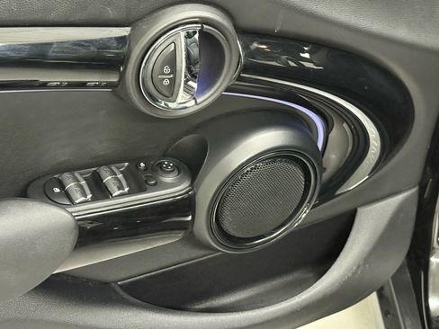 Used 2022 MINI Cooper S image 28