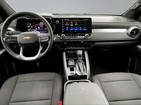 Used 2024 Chevrolet Colorado LT w/ LT Convenience Package RWD image 10
