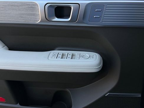 Used 2025 Hyundai Santa Fe Calligraphy image 23