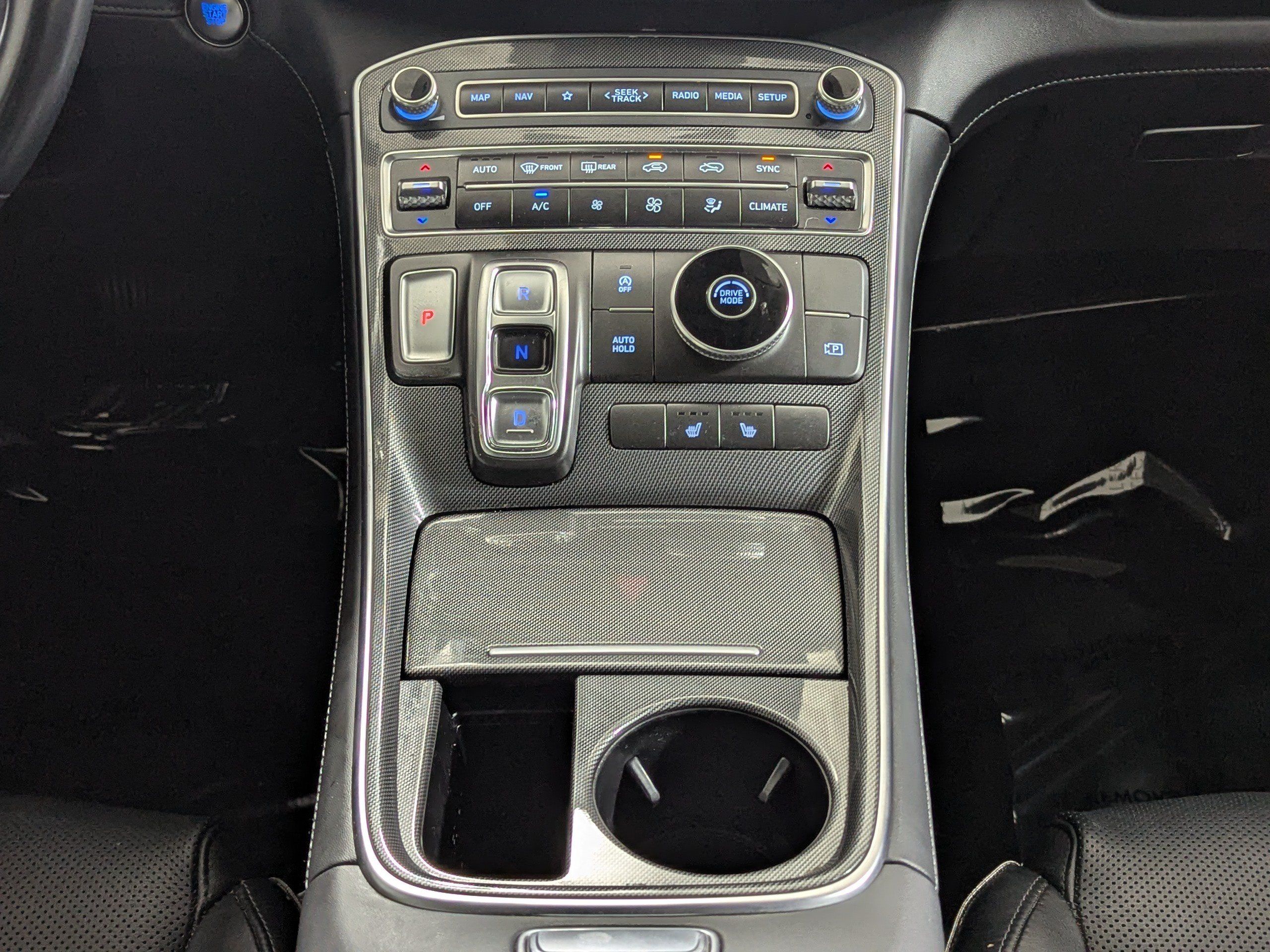 Used 2022 Hyundai Santa Fe SEL w/ Convenience + Premium Package FWD image 17