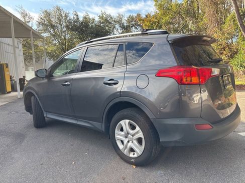 Used 2014 Toyota RAV4 LE image 18