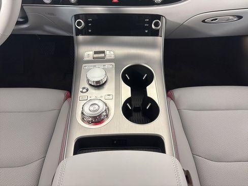 New 2026 Genesis GV70 2.5T Advanced AWD/4WD image 28