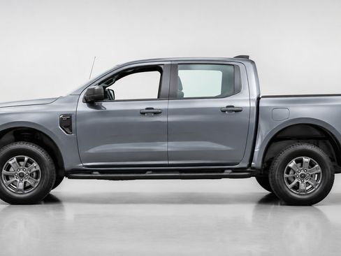 Used 2024 Ford Ranger XLT w/ Equipment Group 301A High AWD/4WD image 2