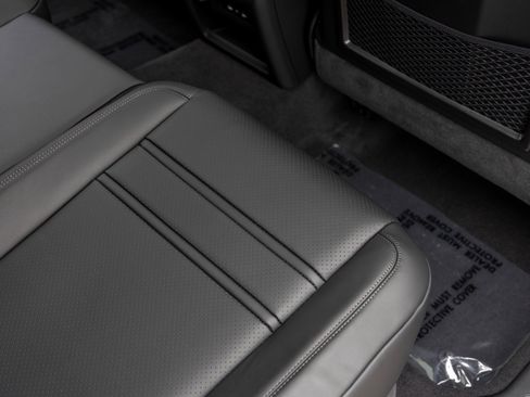 New 2026 Porsche Cayenne Coupe image 44