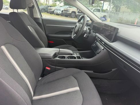 Used 2024 Hyundai Sonata SEL FWD image 11