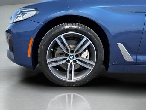 Used 2021 BMW 540i xDrive w/ Premium Package image 27
