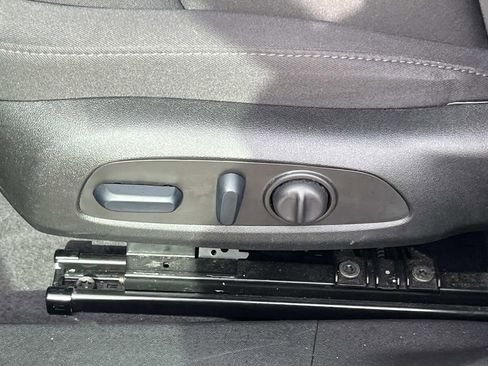 Used 2024 Chevrolet Malibu LT image 11