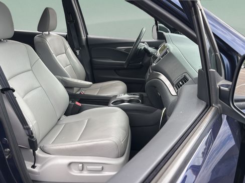Certified 2023 Honda Passport EX-L image 18