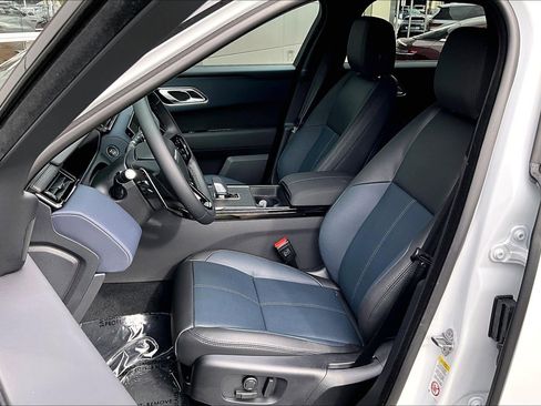 New 2026 Land Rover Range Rover Velar Dynamic SE AWD/4WD image 9
