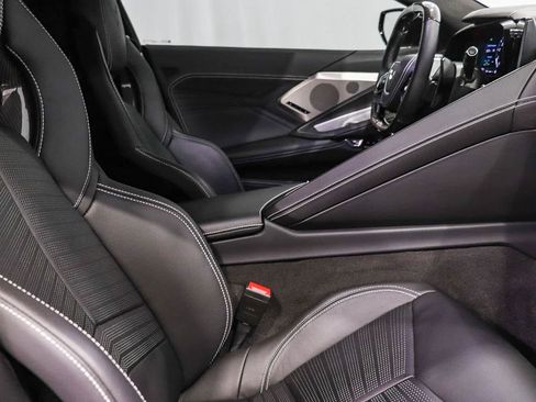 Used 2024 Chevrolet Corvette Z06 RWD image 16