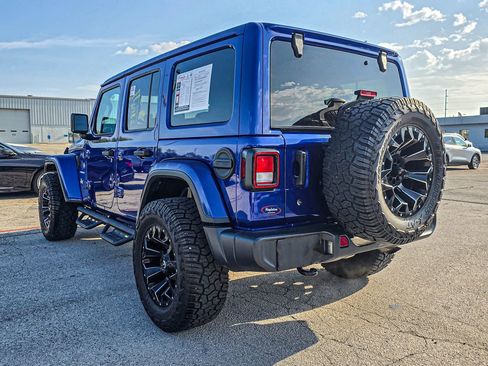 Used 2020 Jeep Wrangler Unlimited Sahara w/ Cold Weather Group image 4