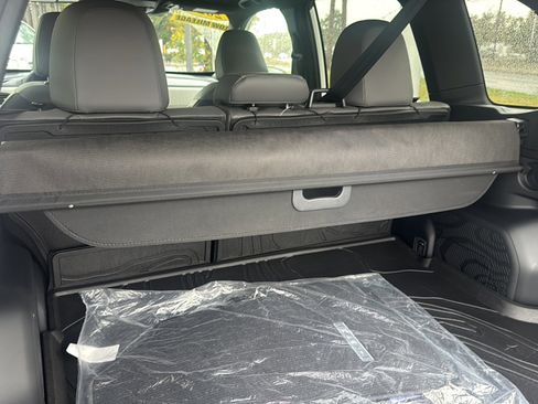 Certified 2025 Subaru Forester Limited w/ Protection Package (1PH) image 20