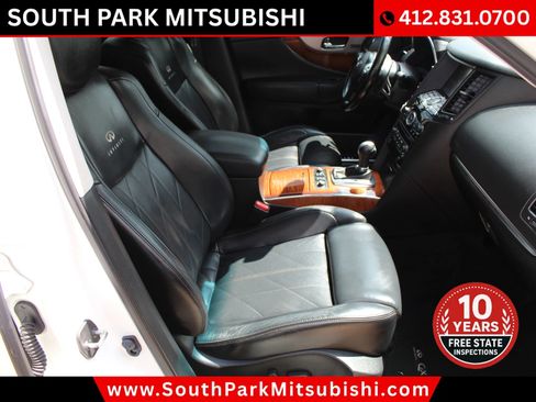 Used 2014 INFINITI QX70 AWD w/ Sport Technology Package image 14