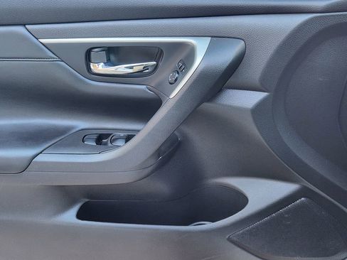 Used 2015 Nissan Altima 2.5 S w/ Power Driver Seat Package image 22