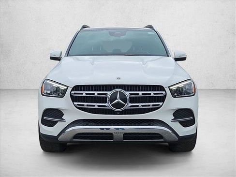 Used 2024 Mercedes-Benz GLE 350 4MATIC image 2