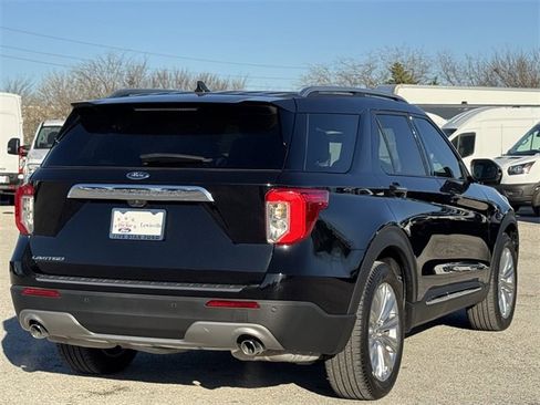 Used 2023 Ford Explorer Limited w/ Limited Technology Package image 5