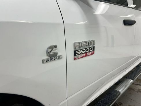 Used 2012 RAM 3500 ST w/ Chrome Appearance Group image 23