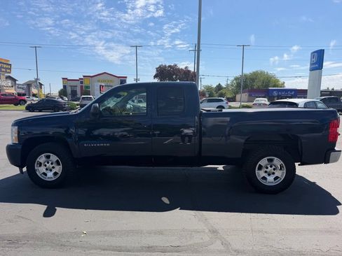 Used 2010 Chevrolet Silverado 1500 LT w/ Power Pack Plus RWD image 6
