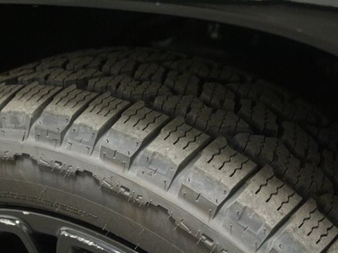 Used 2023 Jeep Wagoneer Series II RWD image 12